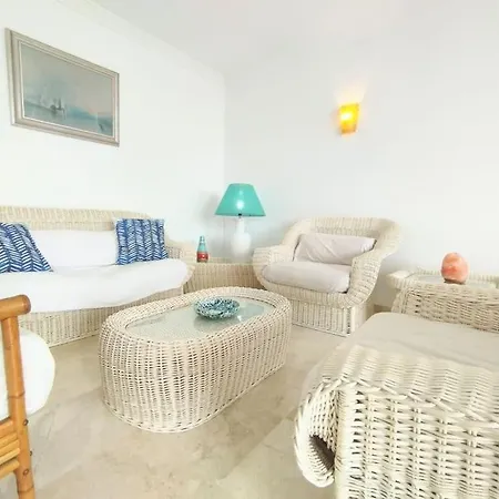 Apartman Beautiful 2 Bedroom In Calle Carabeo, *